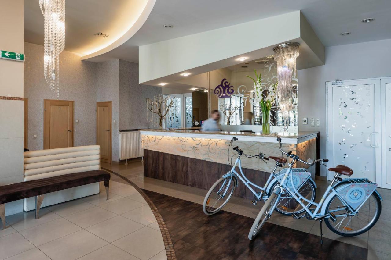Hotel Pod Kasztanami Lublin Kültér fotó